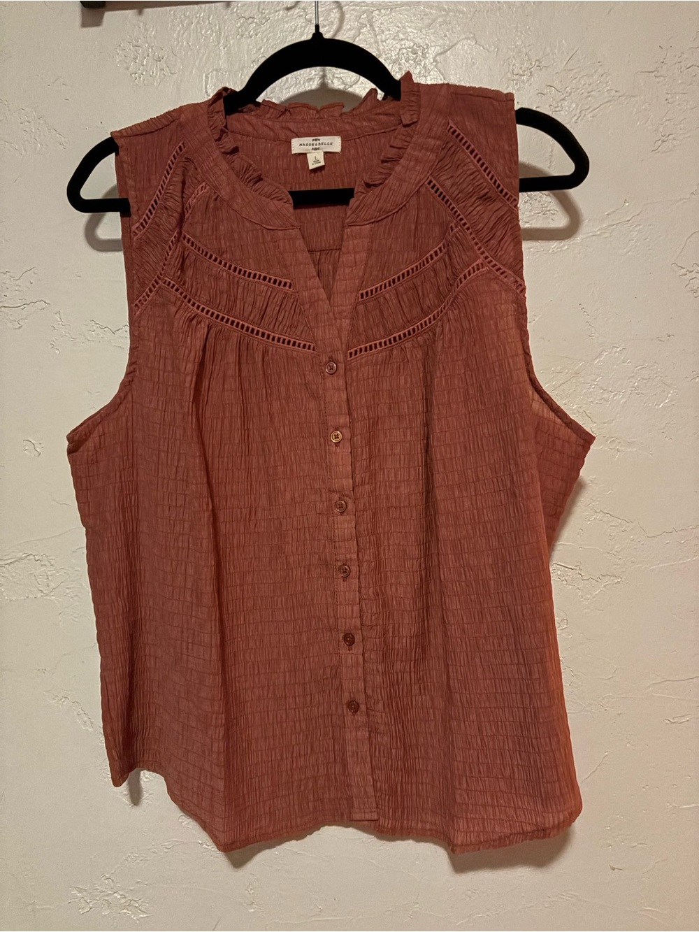 🍂 Mason & Belle Burnt Copper Textured Sleeveless Blouse – Large